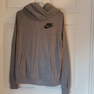 Women's Nike Pullover